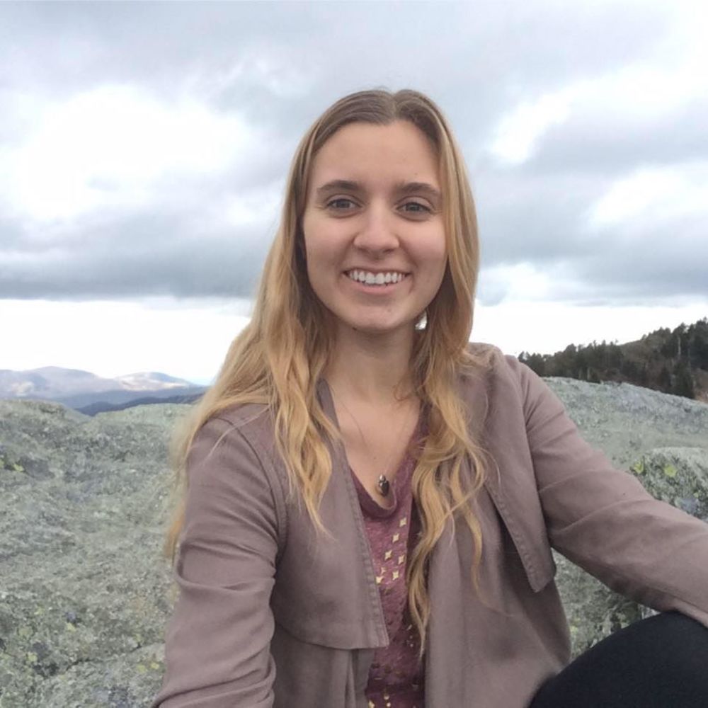 Meet your Posher, Rebecca