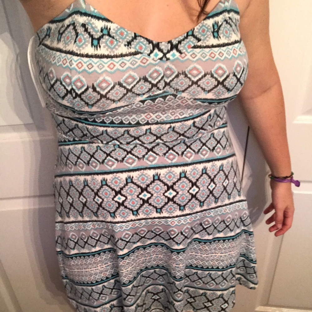AEROPOSTALE summer dress w/ back cut outs