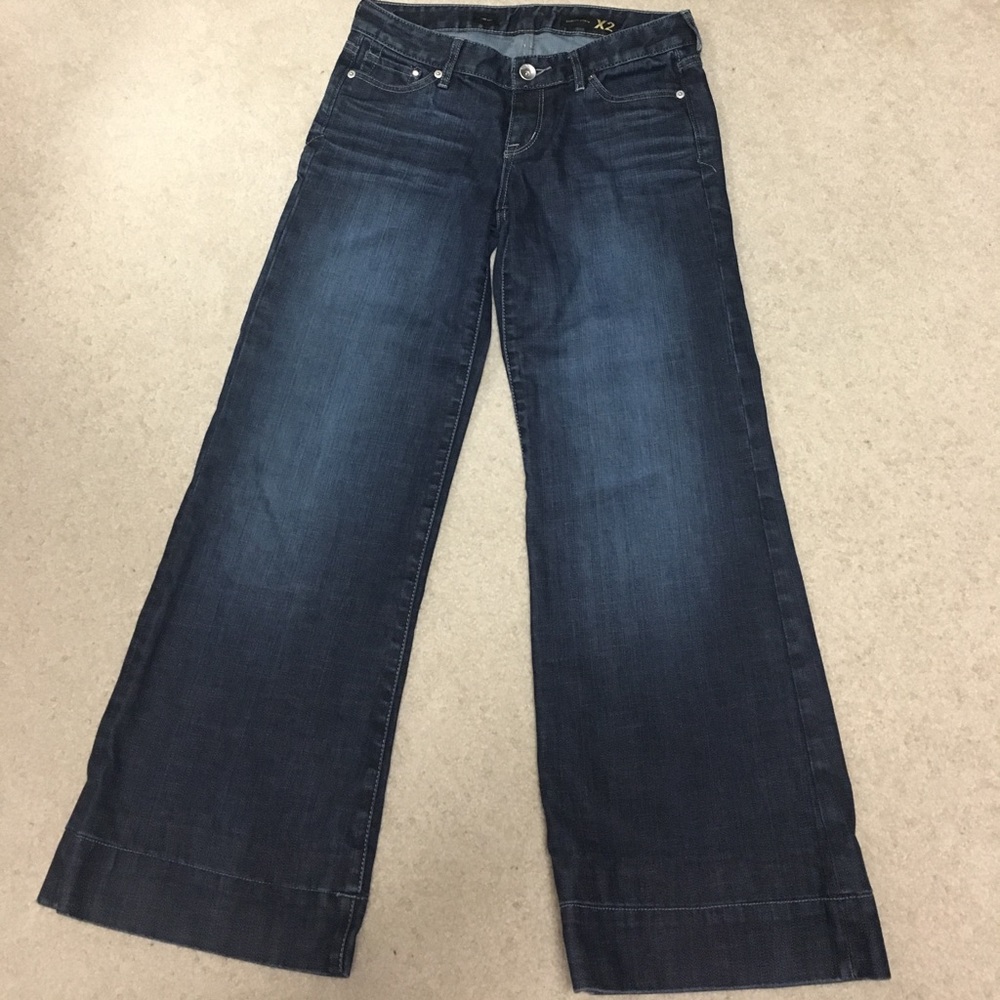 Express X2 wideleg jeans size 8