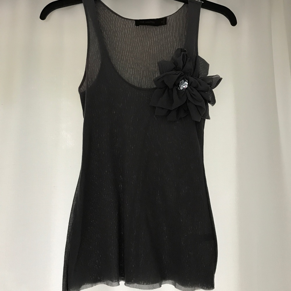 Only worn once beautiful gray tank top