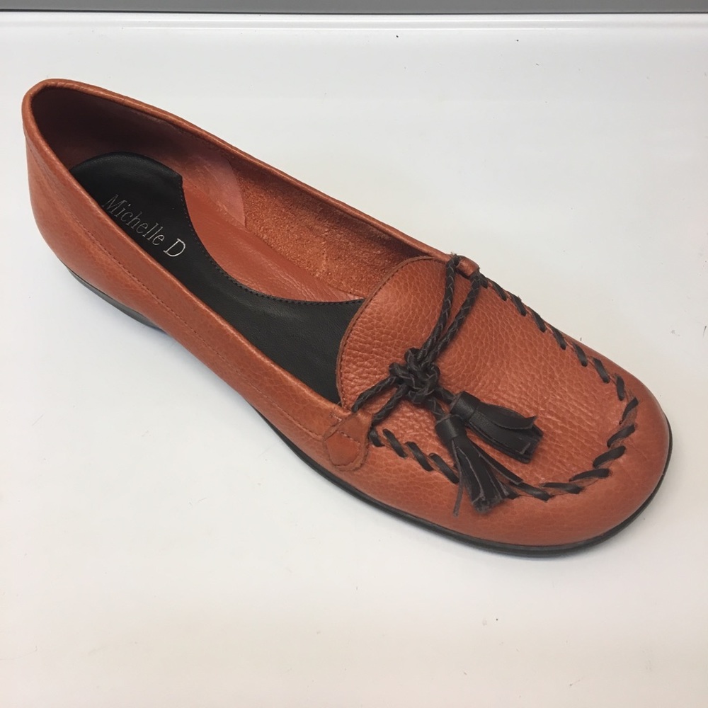 Michelle D  Leather Flats Size 8M