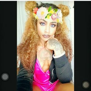 Meet your Posher, Lëyla