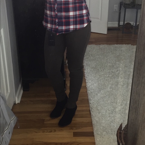 ❗️LAST PAIR❗️Piper Casual Skinny Pants - Picture 3 of 4