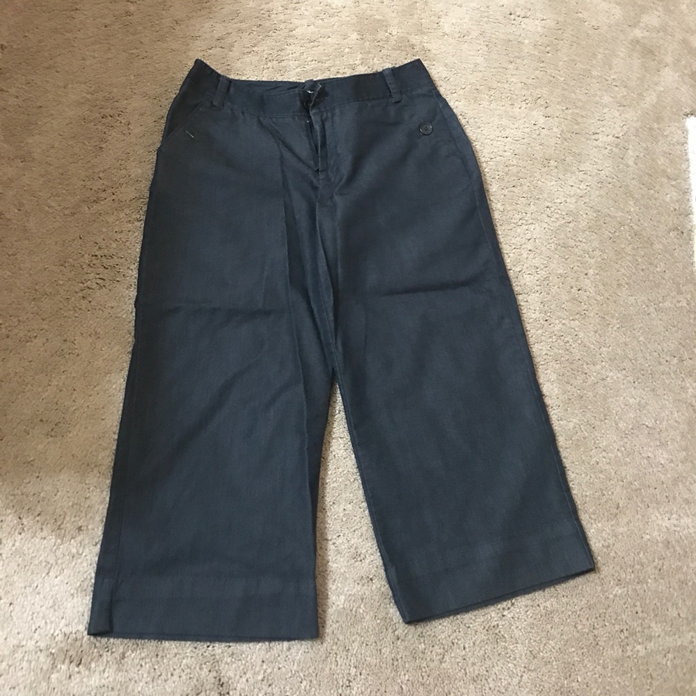 Wide-Leg Capris