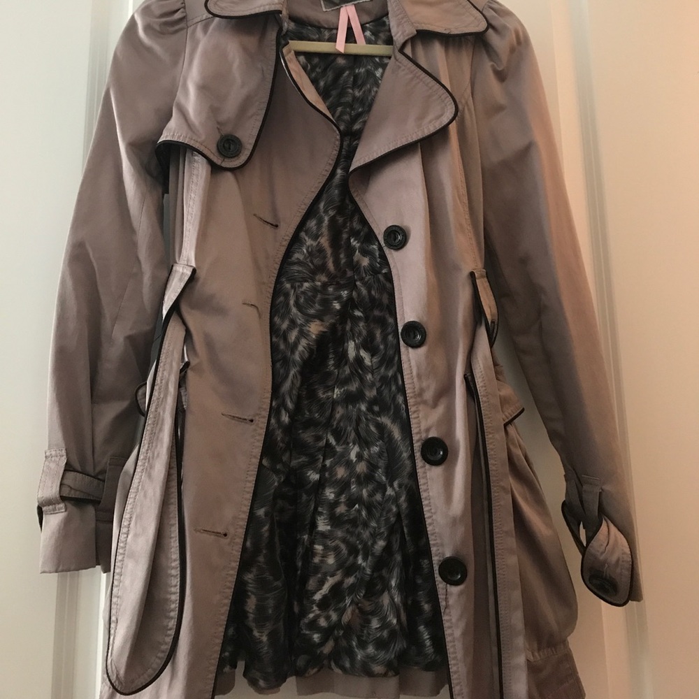 Taupe Trench Coat that Cinches at the Waiste
