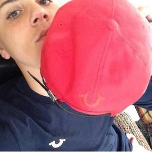 Meet your Posher, Maxwell