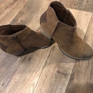 NWT Distressed Booties