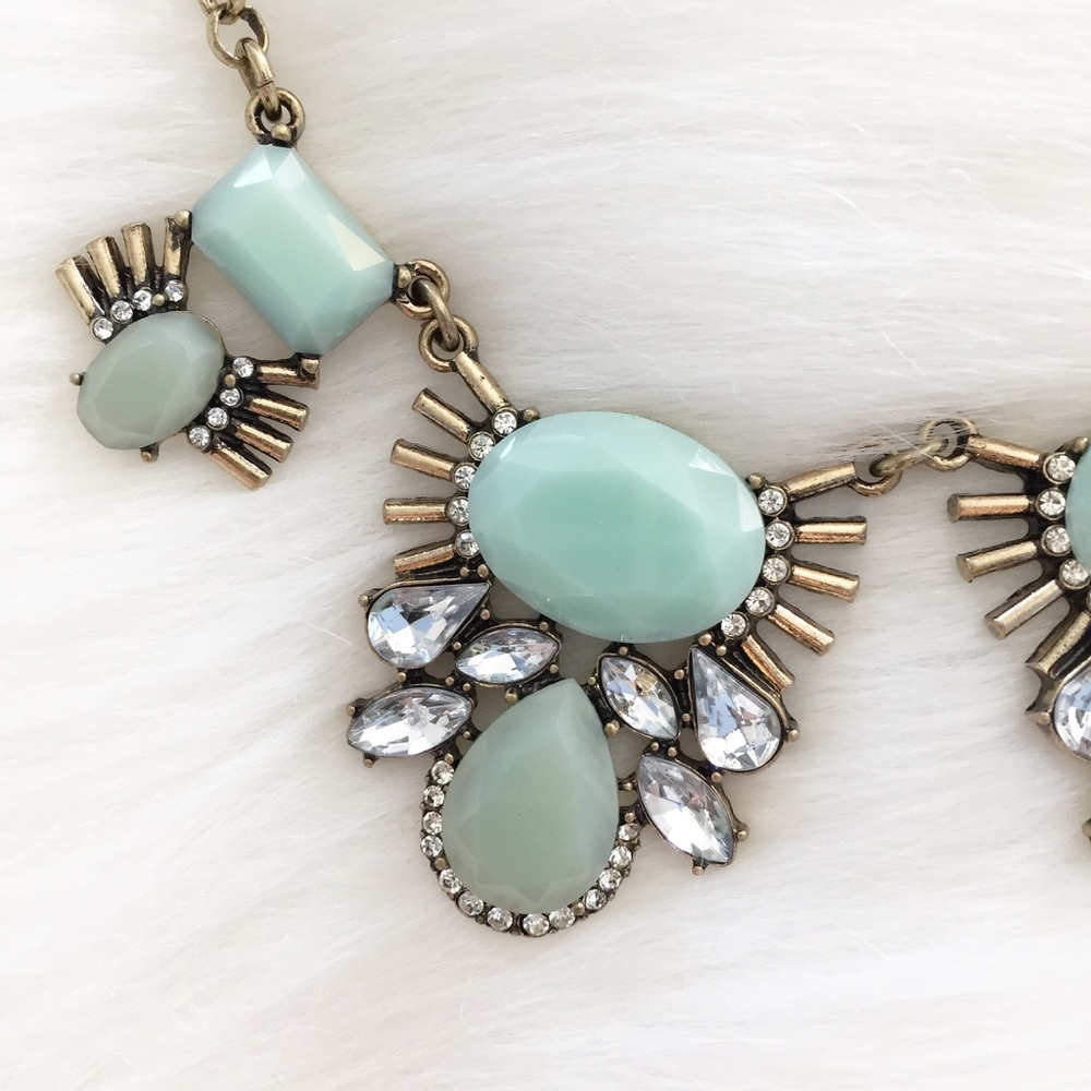 "Ivy" Necklace || Mint & Clear Crystal Statement - Picture 5 of 9