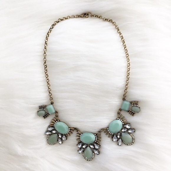 "Ivy" Necklace || Mint & Clear Crystal Statement - Picture 3 of 9