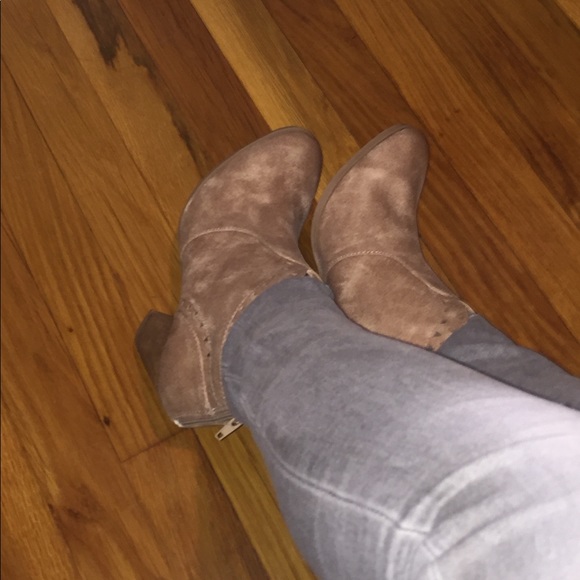 🎃SALE🎃 Vegan Leather Booties - Picture 7 of 7