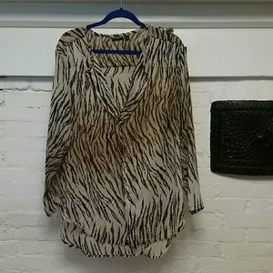 Flowy tiger striped long sleeved shirt