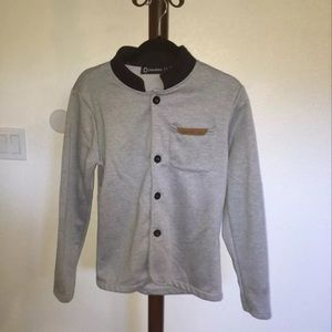 Men’s grey jacket