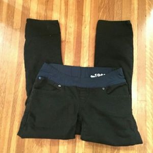 GAP maternity skinny jeans, black