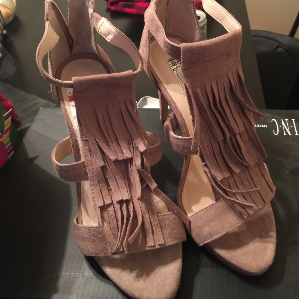 INC taupe heels