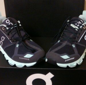 Women's 'On Cloud' brand!