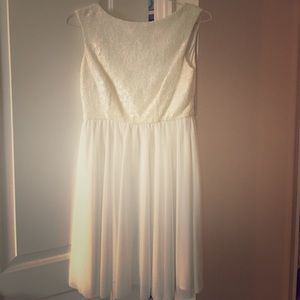 David's Bridal Short white dress