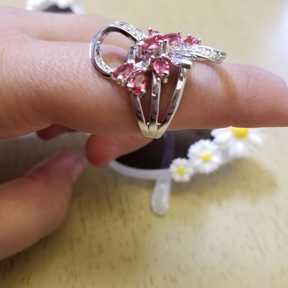18k Swarovski flower 8 ring - Picture 5 of 8