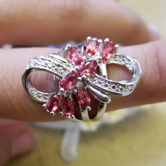 18k Swarovski flower 8 ring - Picture 4 of 8