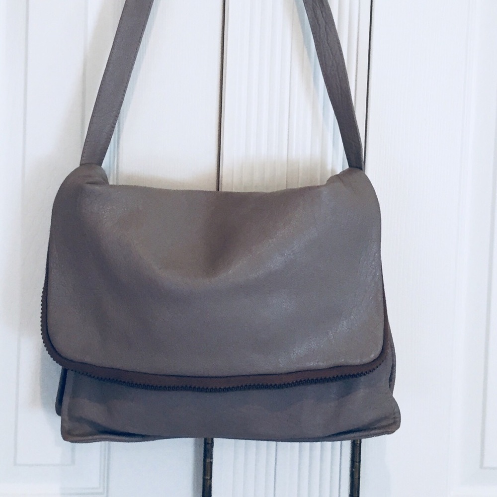 ITALIAN LEATHER HANDBAG