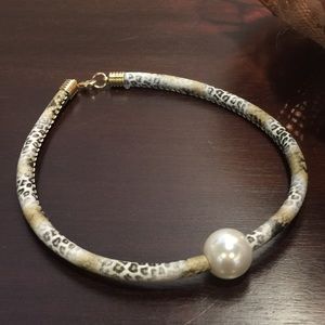 Choker Necklace