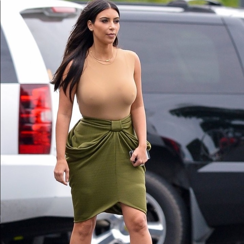 Green tulip skirt