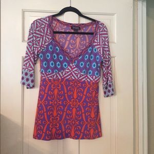 Multi patterned Lycra 3/4 sleeve swing top