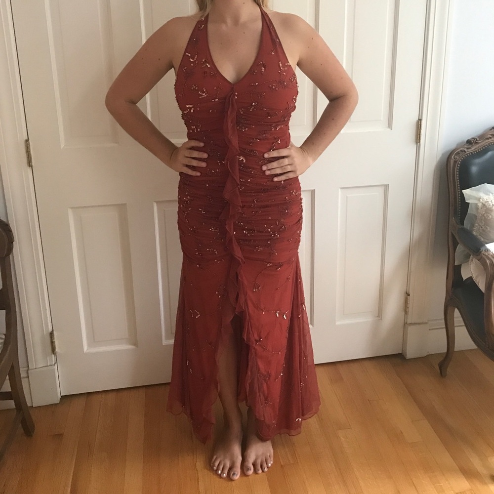 Cache formal gown