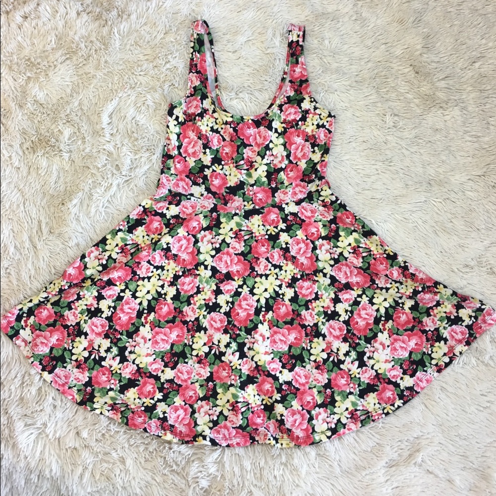 Floral Dress size small