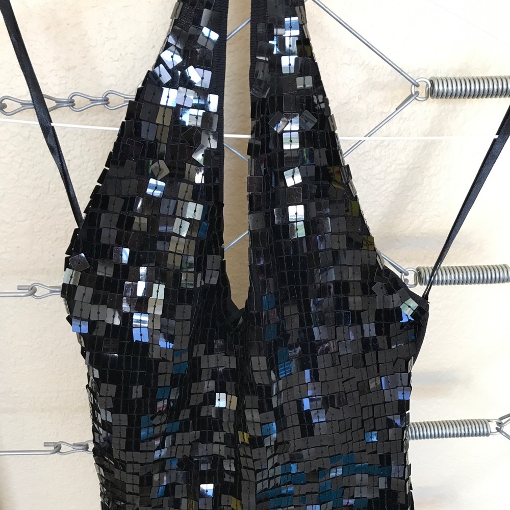 👚size S Halter top