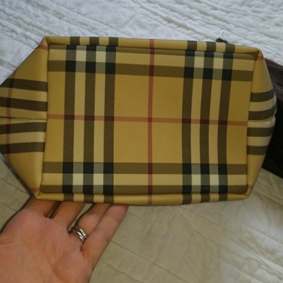Mini Burberry Tote - Picture 8 of 8