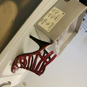 Shoe