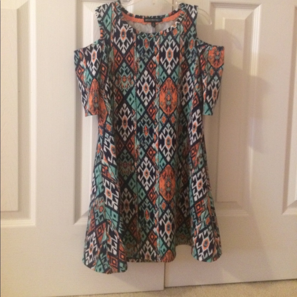 This is a SEQUIN HEARTS girls dress.