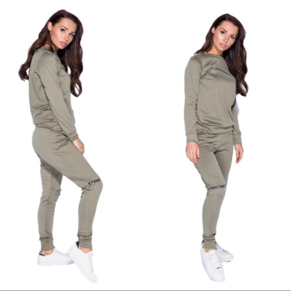 Sweatsuit - Picture 2 of 3