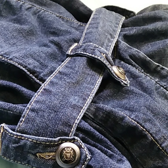 Deniem cover - Picture 6 of 6