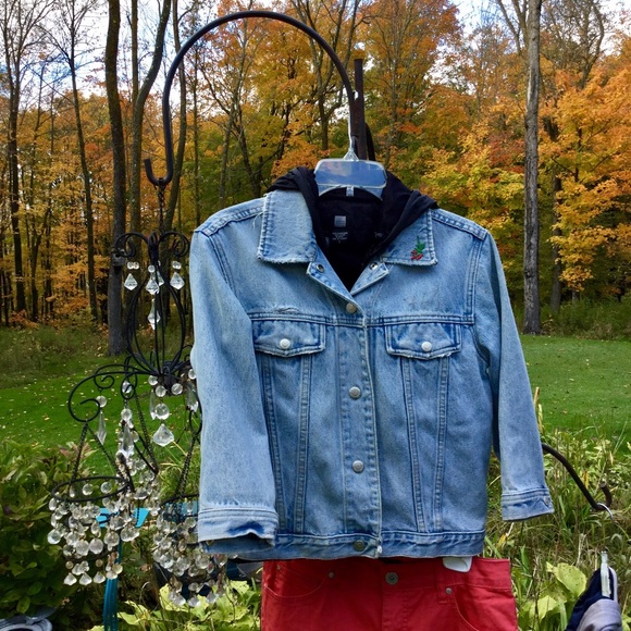 🌹 Bloomingdales Tommy Hilfiger EMBROIDERED ROSE Jean Jacket 90's Rare EVC - Picture 7 of 16