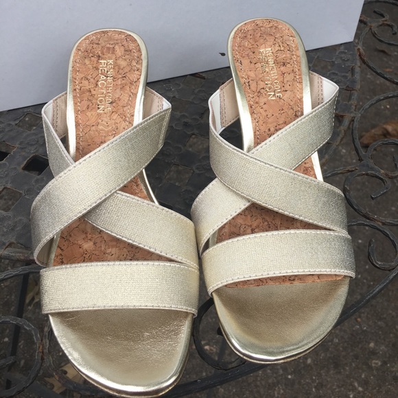 Kenneth Cole Reaction gold cork wedges - Picture 2 of 4