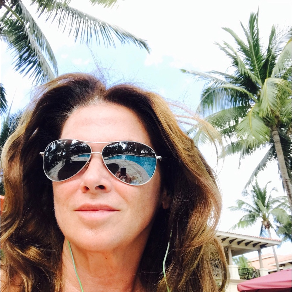 Meet your Posher, Nancy