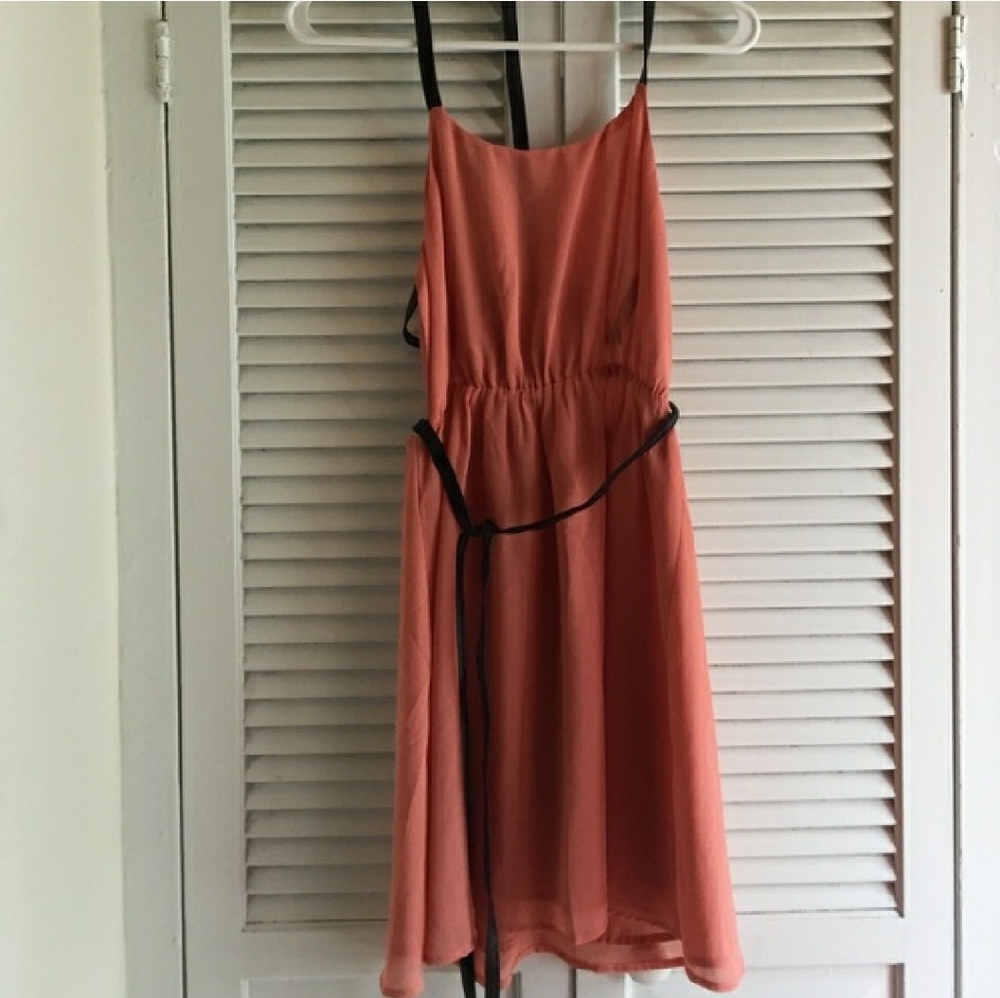 open back dress - Picture 2 of 4