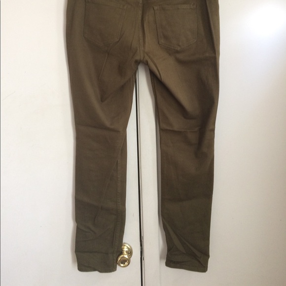 NWOT. Olive colored jeans - Picture 2 of 4