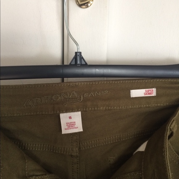 NWOT. Olive colored jeans - Picture 3 of 4