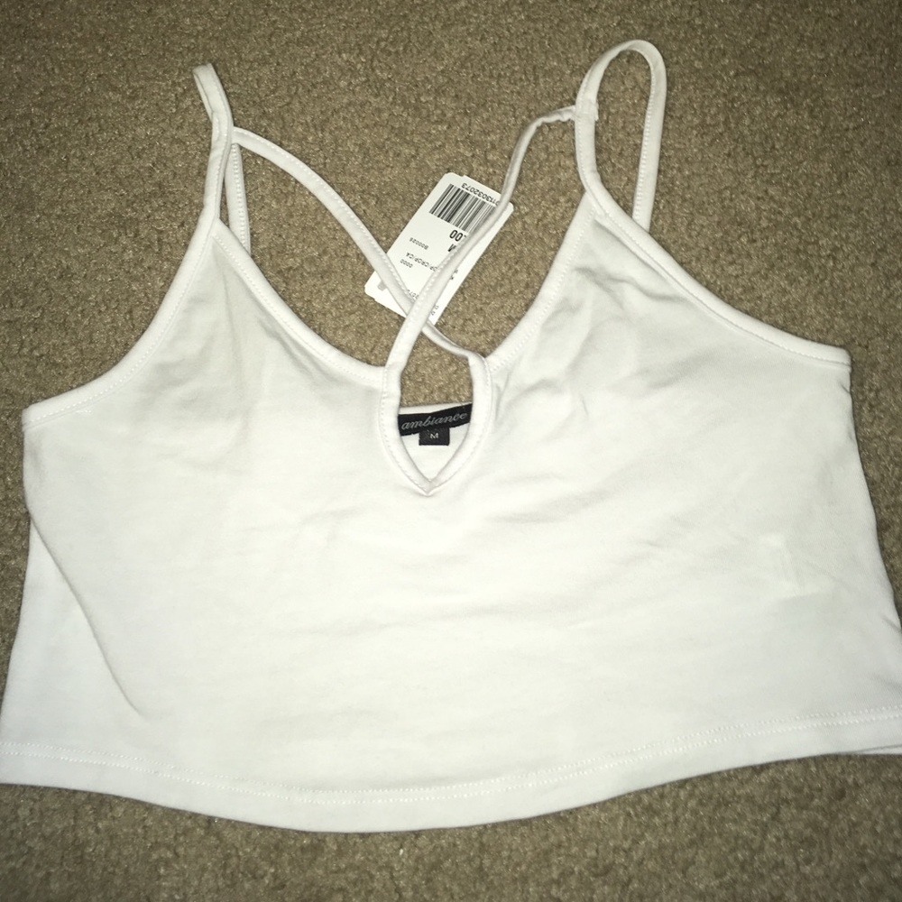 Strappy keyhole white crop top forever 21