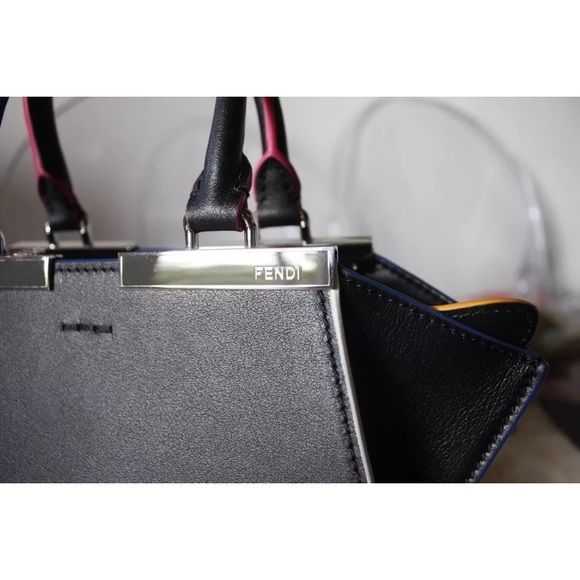 Mini fendi 3jours . Very cute❤️ - Picture 4 of 8