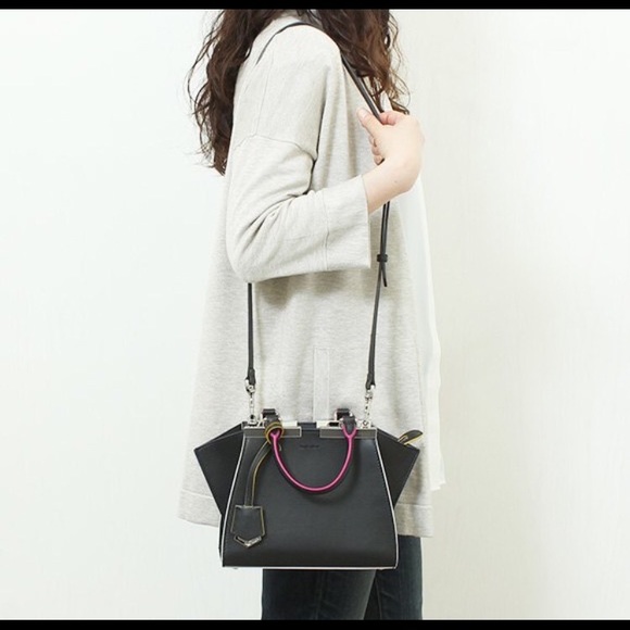 Mini fendi 3jours . Very cute❤️ - Picture 5 of 8