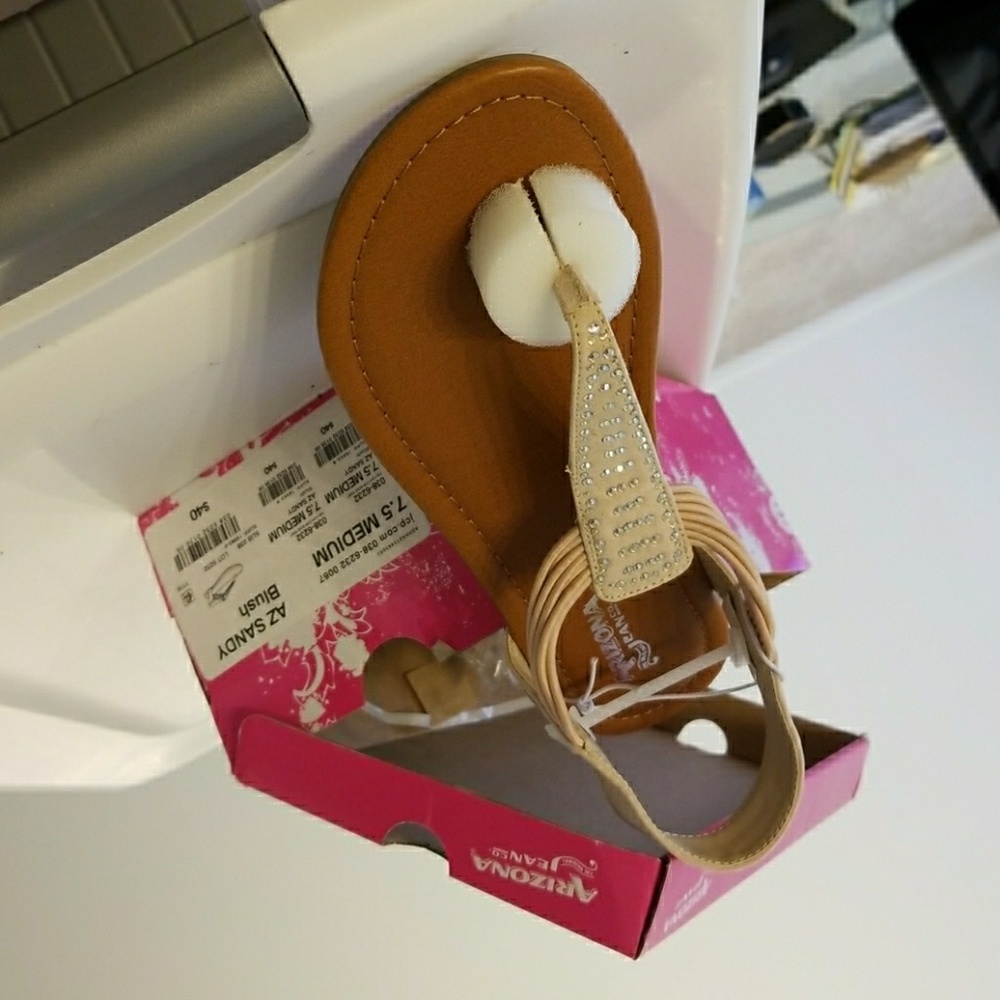 Sandal