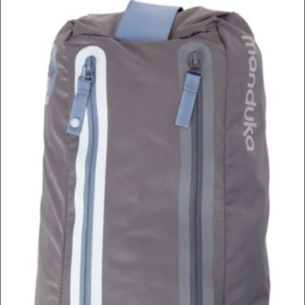MANDUKA yoga mat carrier