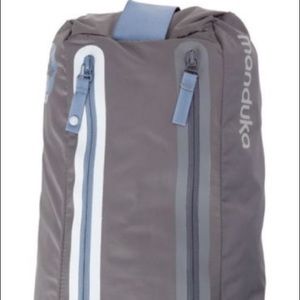 MANDUKA yoga mat carrier