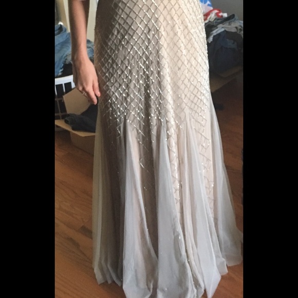 Adrianna Papell beaded Gown - Picture 4 of 7