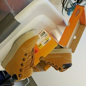 Ankle boot