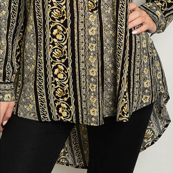 Hi-Lo Button Down Printed Top - Picture 4 of 8