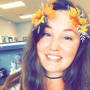 Meet your Posher, Em